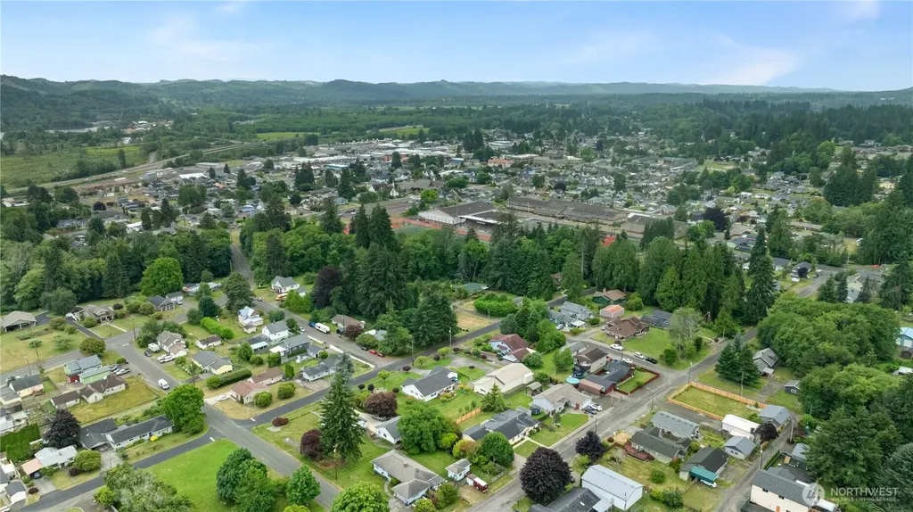 625 E Simpson Avenue Montesano WA 98563
