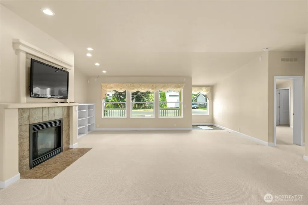 625 E Simpson Avenue Montesano WA 98563