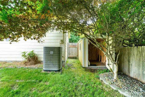 625 E Simpson Avenue Montesano WA 98563