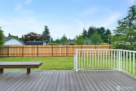 625 E Simpson Avenue Montesano WA 98563