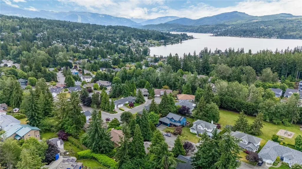 4203 Northridge Way Bellingham WA 98226