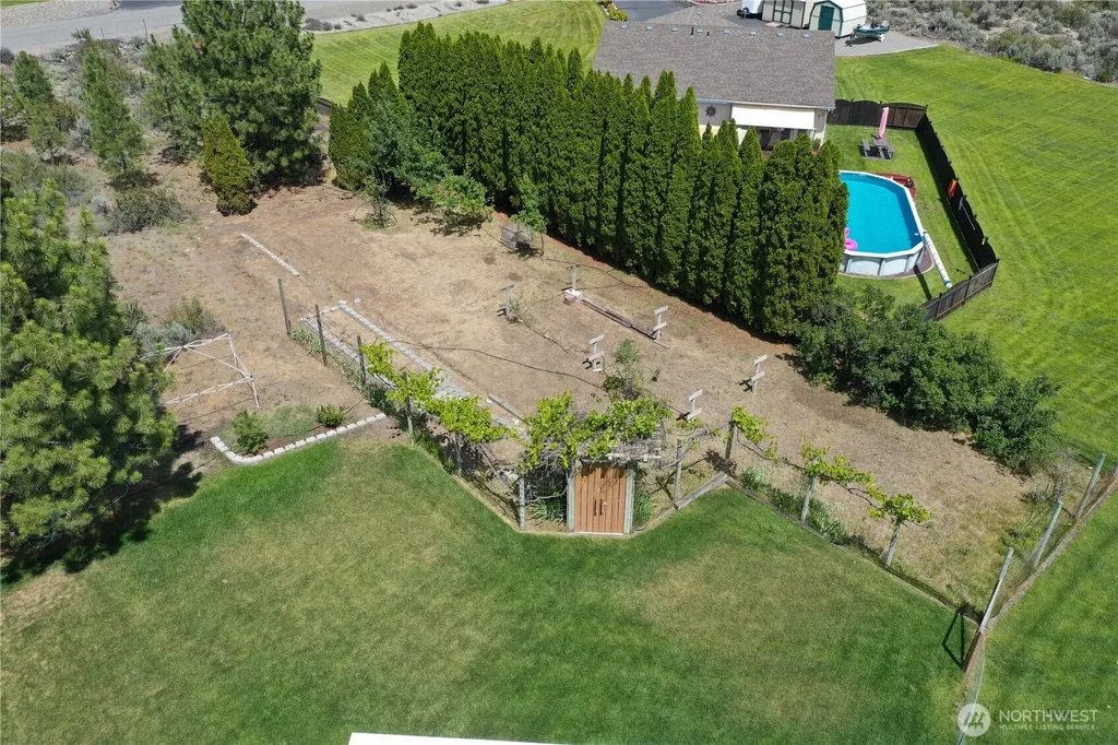 36 River Overlook Street Omak WA 98841