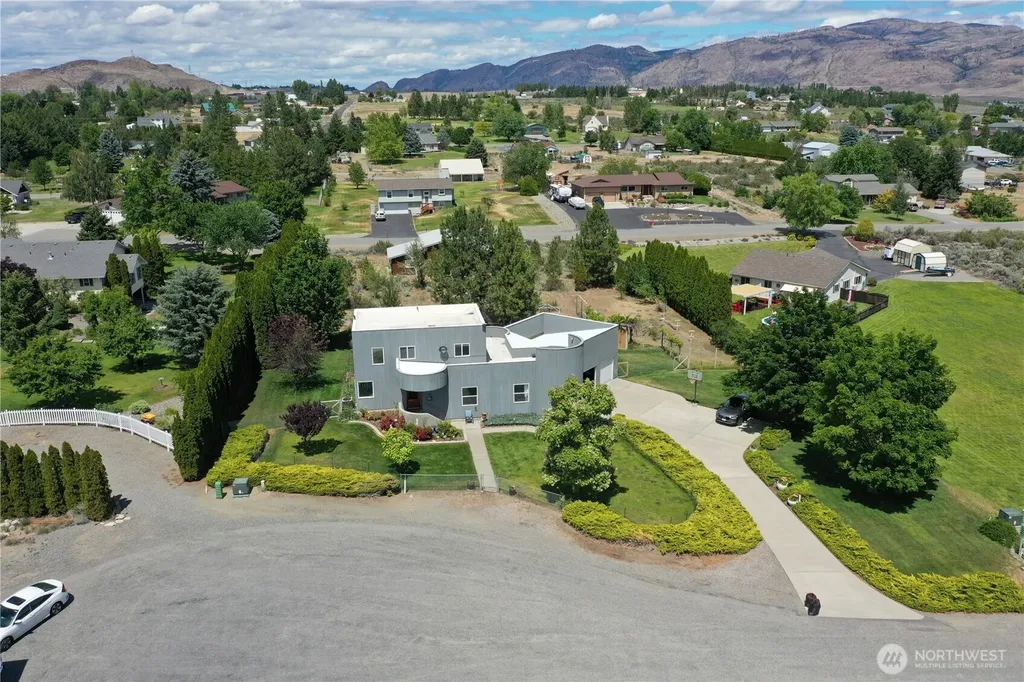 36 River Overlook Street Omak WA 98841