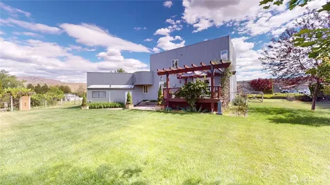 36 River Overlook Street Omak WA 98841