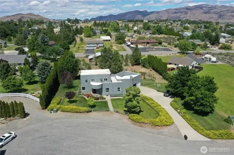 36 River Overlook Street Omak WA 98841