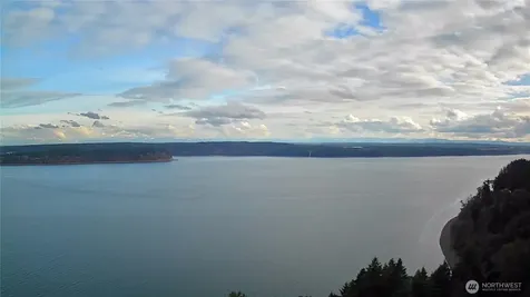 10111 Totem Way Anderson Island WA 98303