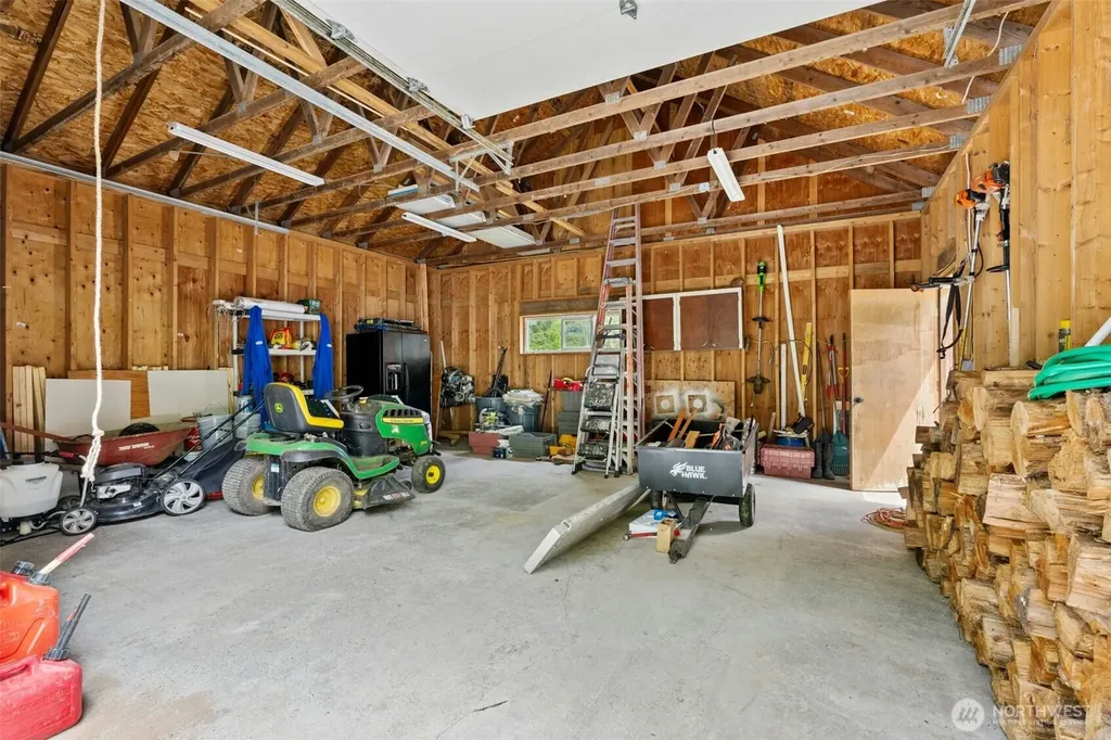 10025 333rd Avenue SE Sultan WA 98294