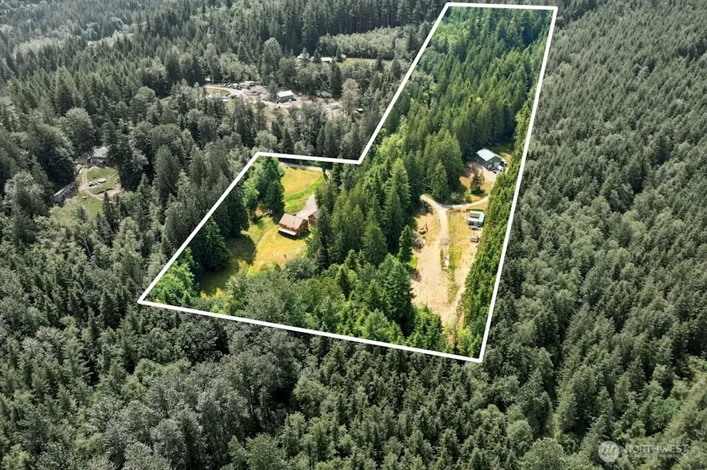10025 333rd Avenue SE Sultan WA 98294