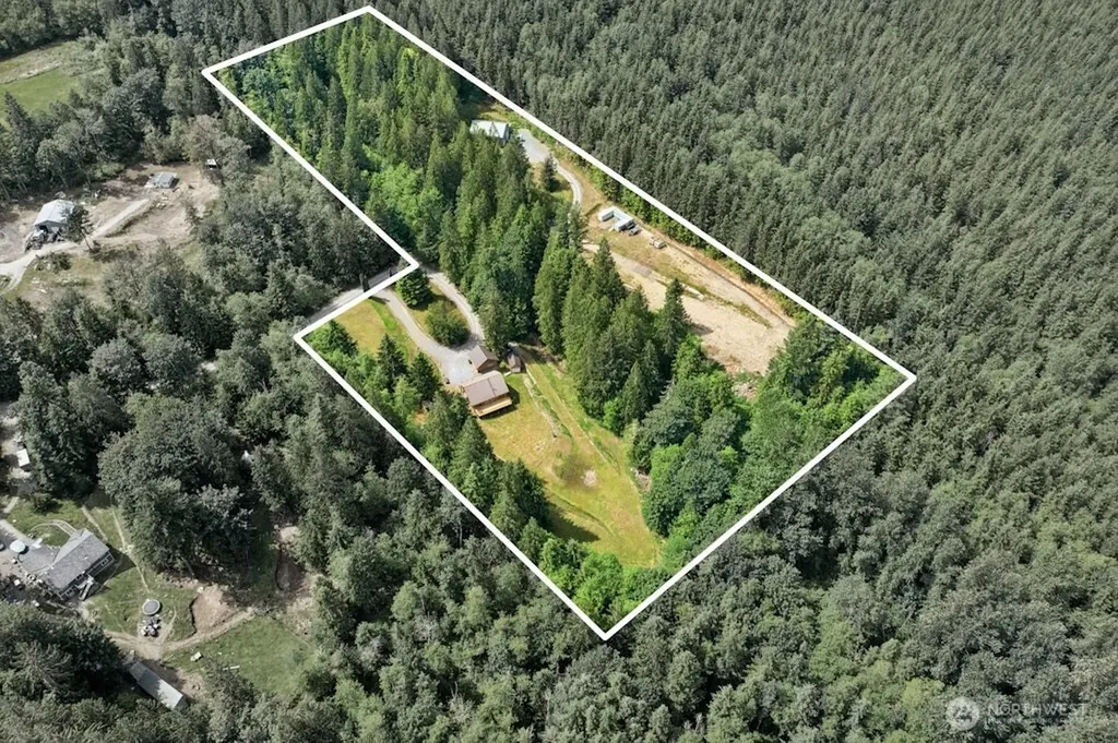 10025 333rd Avenue SE Sultan WA 98294