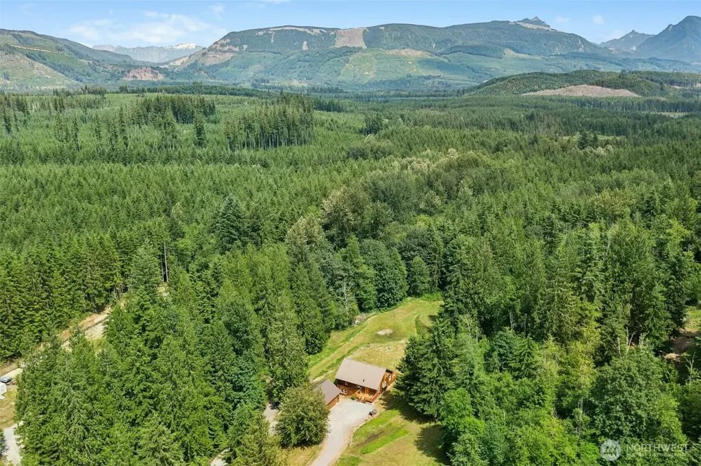 10025 333rd Avenue SE Sultan WA 98294