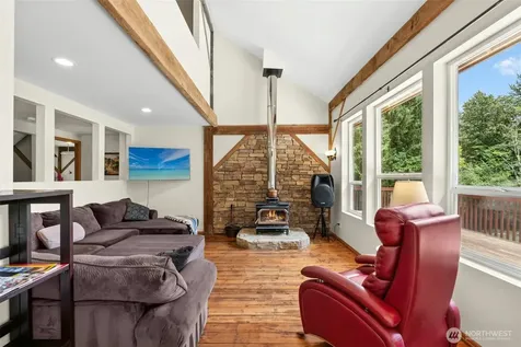 10025 333rd Avenue SE Sultan WA 98294
