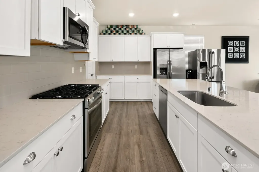 8109 285 Place NW Stanwood WA 98292