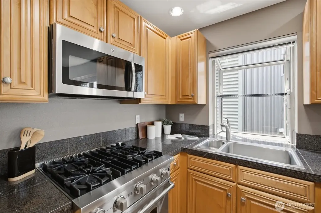 2511 Minor Avenue E Seattle WA 98102
