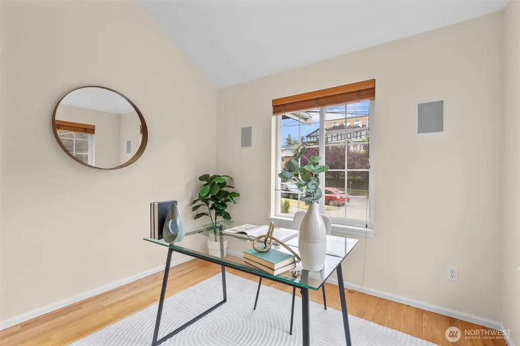 2511 Minor Avenue E Seattle WA 98102