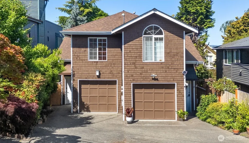 2511 Minor Avenue E Seattle WA 98102