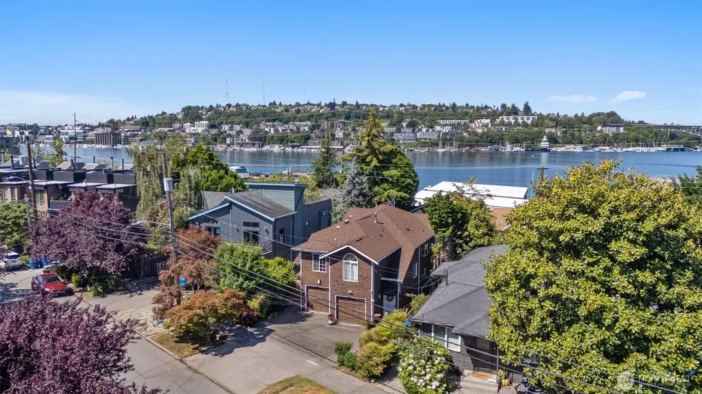 2511 Minor Avenue E Seattle WA 98102