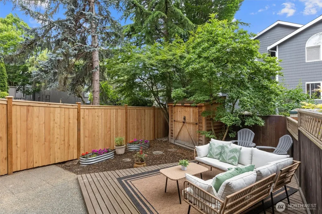 2511 Minor Avenue E Seattle WA 98102