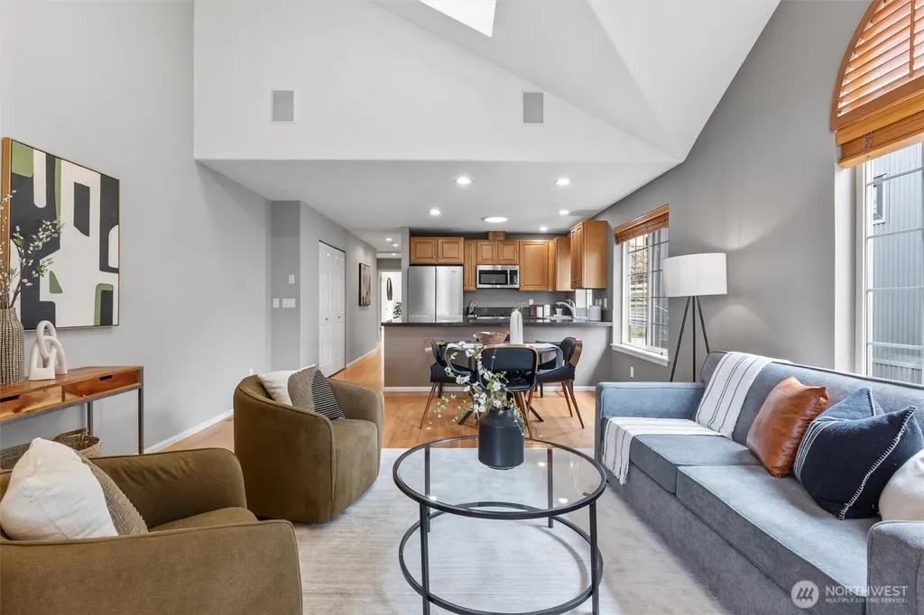 2511 Minor Avenue E Seattle WA 98102
