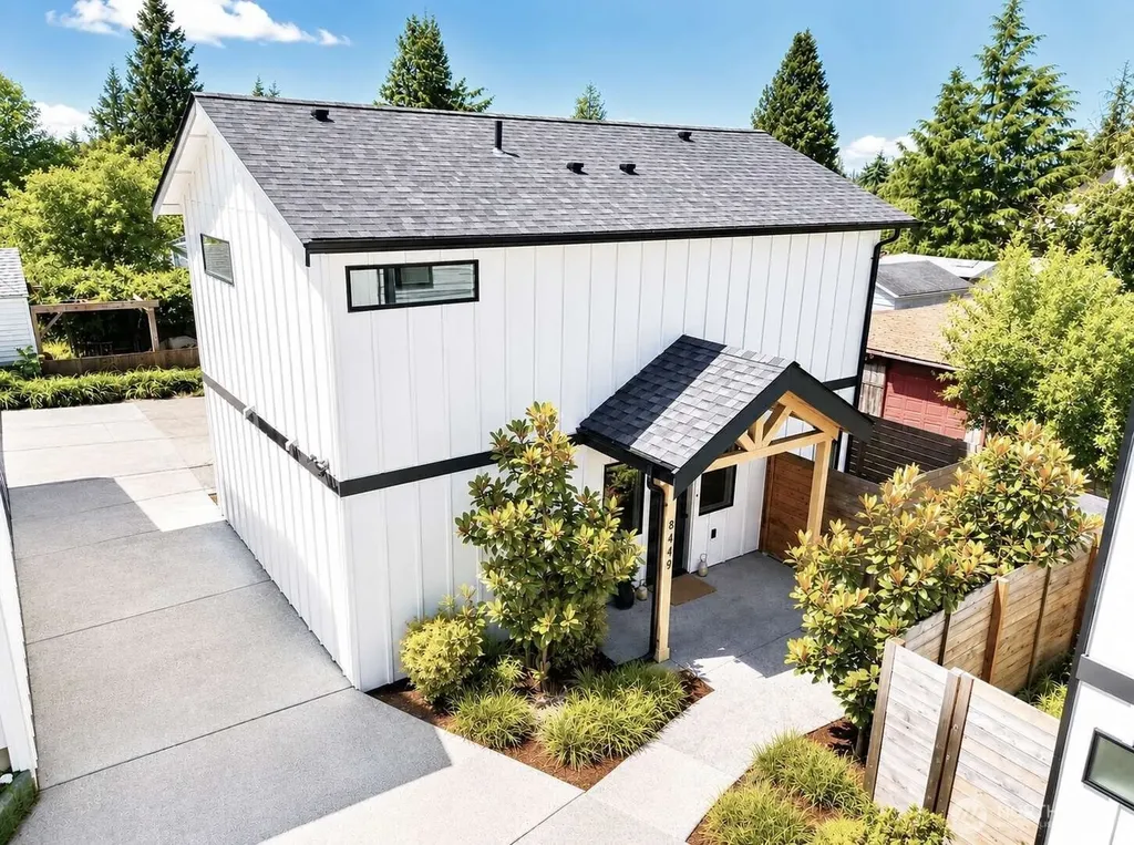 8449 18th Avenue SW Seattle WA 98106