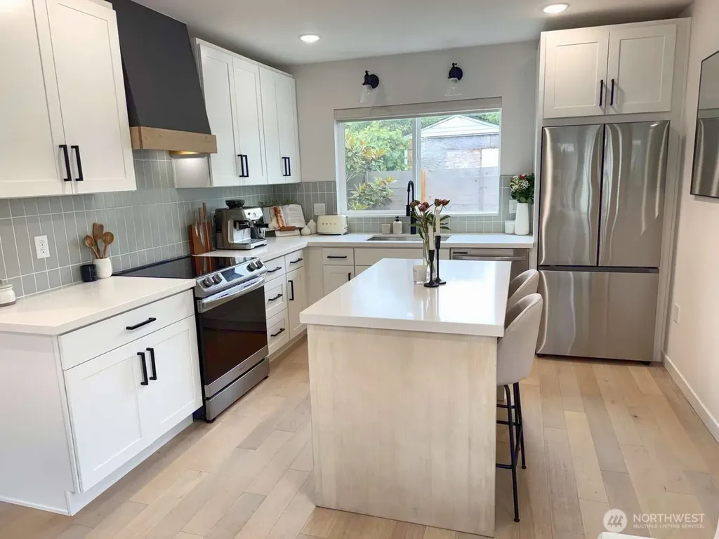 8449 18th Avenue SW Seattle WA 98106
