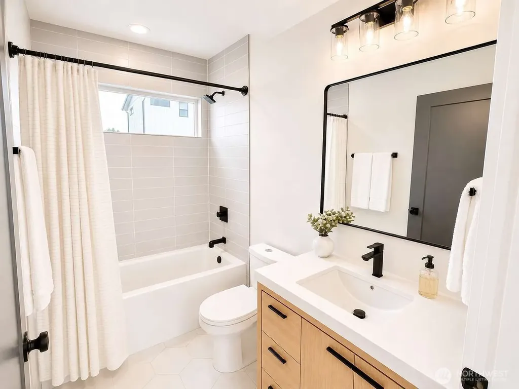 8449 18th Avenue SW Seattle WA 98106
