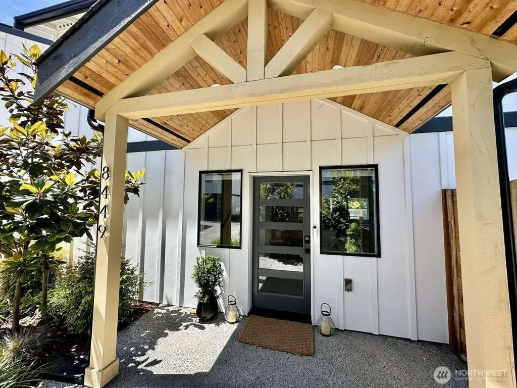 8449 18th Avenue SW Seattle WA 98106