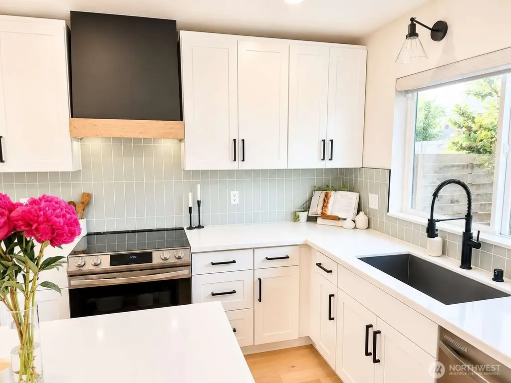 8449 18th Avenue SW Seattle WA 98106