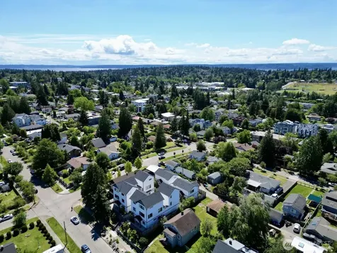 8449 18th Avenue SW Seattle WA 98106