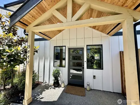 8449 18th Avenue SW Seattle WA 98106