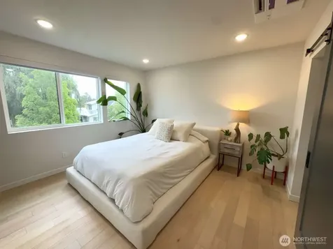 8449 18th Avenue SW Seattle WA 98106