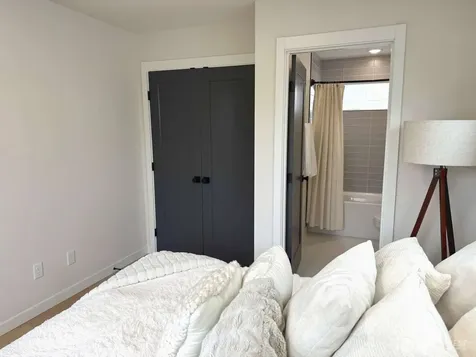 8449 18th Avenue SW Seattle WA 98106