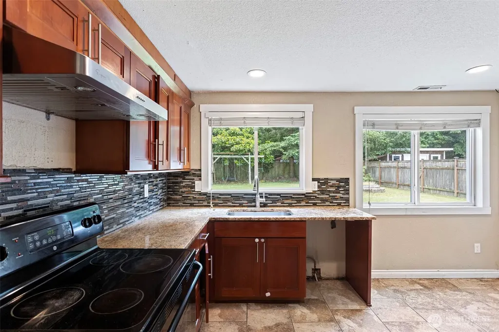 13026 103rd Place NE Kirkland WA 98034