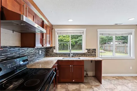 13026 103rd Place NE Kirkland WA 98034