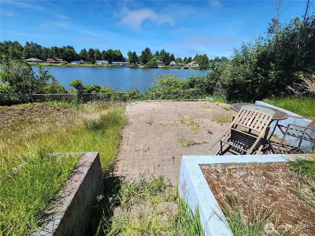 237 Duck Lake Drive NE Ocean Shores WA 98569