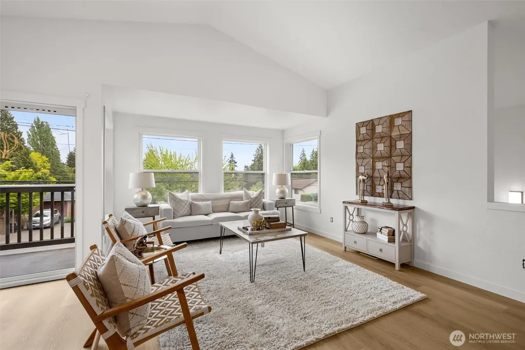 8803 15th Avenue NE Seattle WA 98115