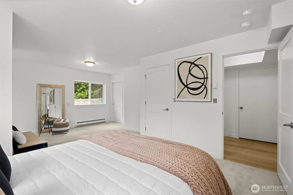 8803 15th Avenue NE Seattle WA 98115