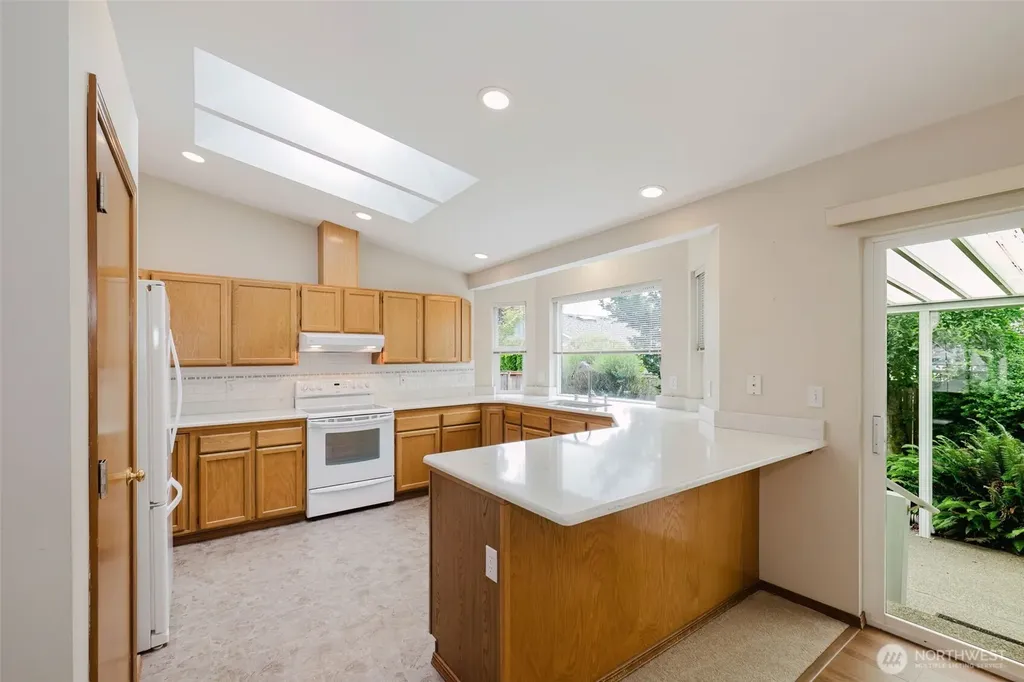 6003 60th Loop SE Lacey WA 98513