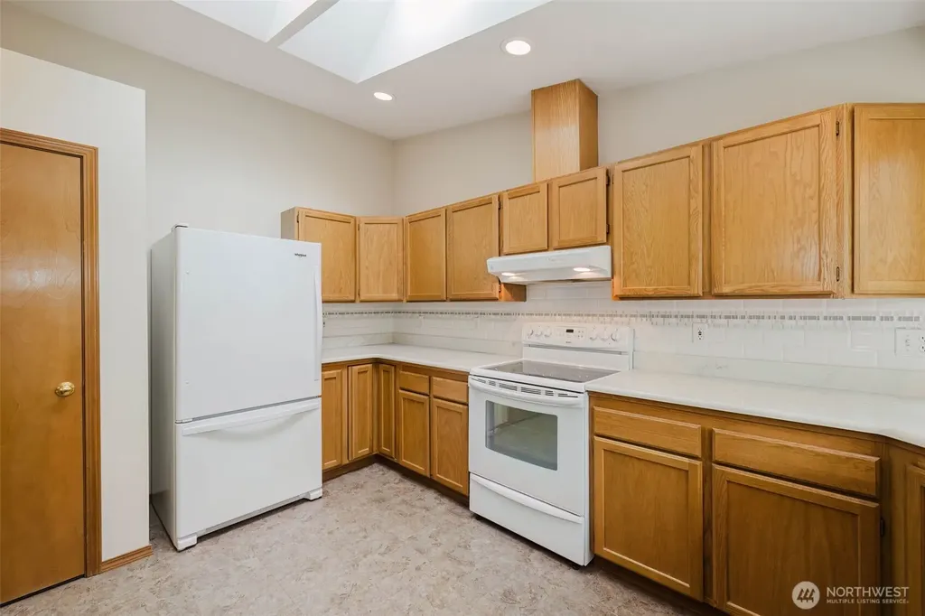 6003 60th Loop SE Lacey WA 98513