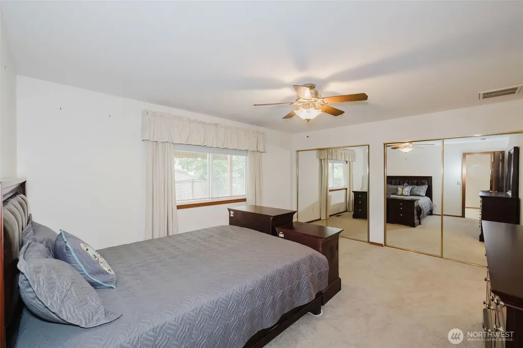 6003 60th Loop SE Lacey WA 98513