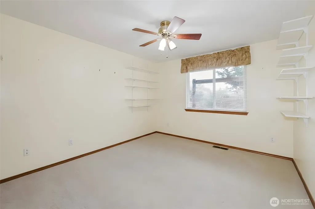6003 60th Loop SE Lacey WA 98513
