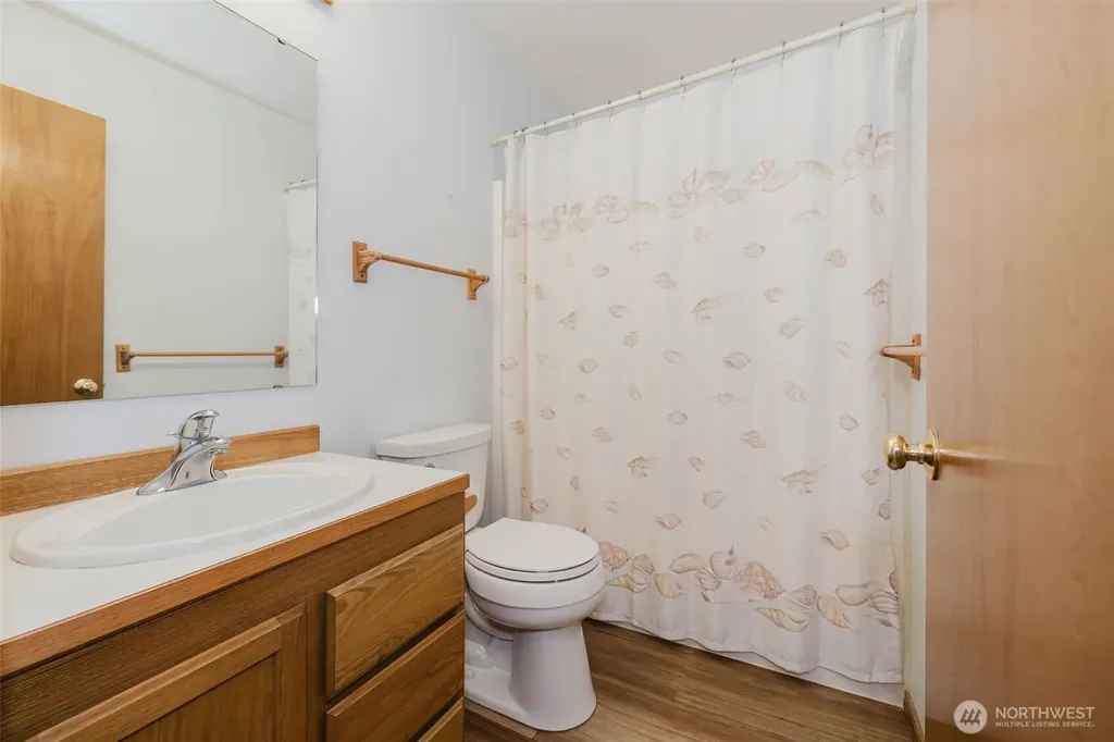 6003 60th Loop SE Lacey WA 98513