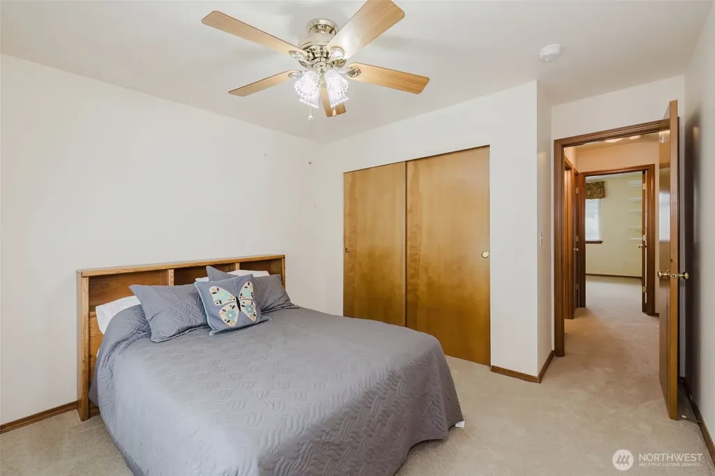 6003 60th Loop SE Lacey WA 98513