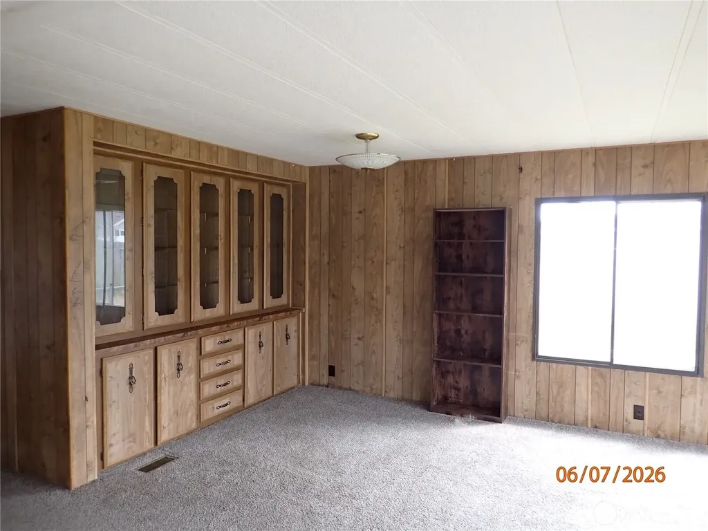 9217 183rd Avenue SW Rochester WA 98579