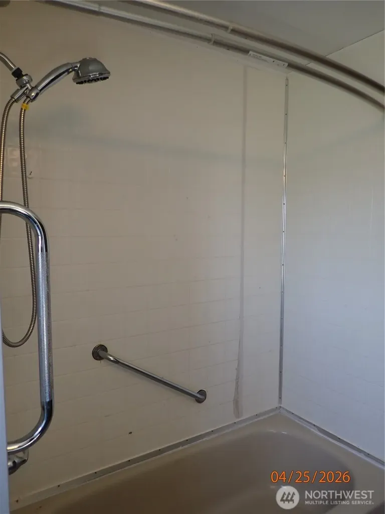 9217 183rd Avenue SW Rochester WA 98579