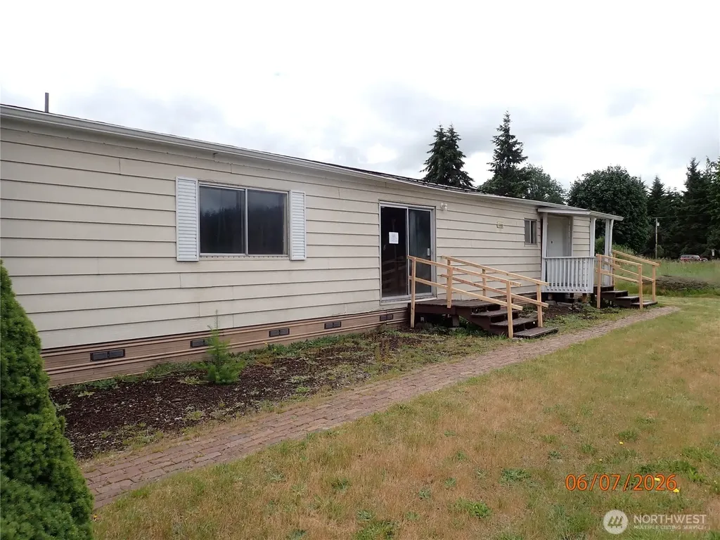 9217 183rd Avenue SW Rochester WA 98579