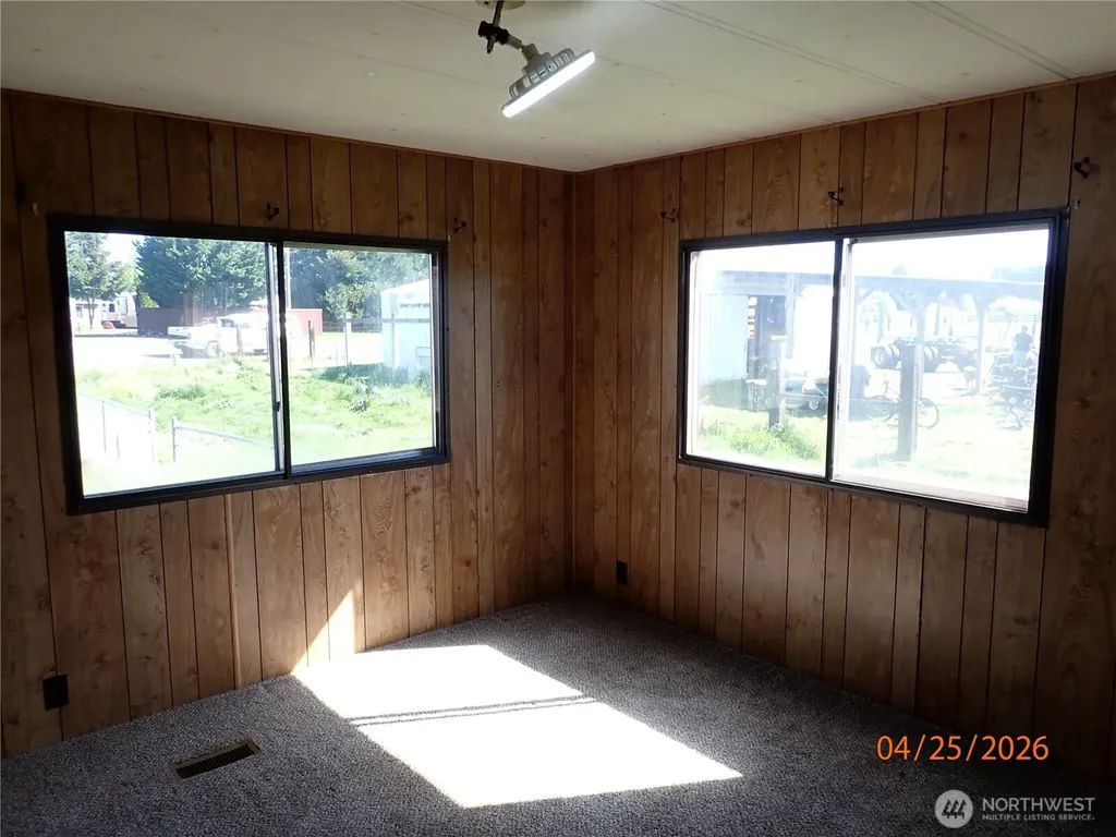9217 183rd Avenue SW Rochester WA 98579