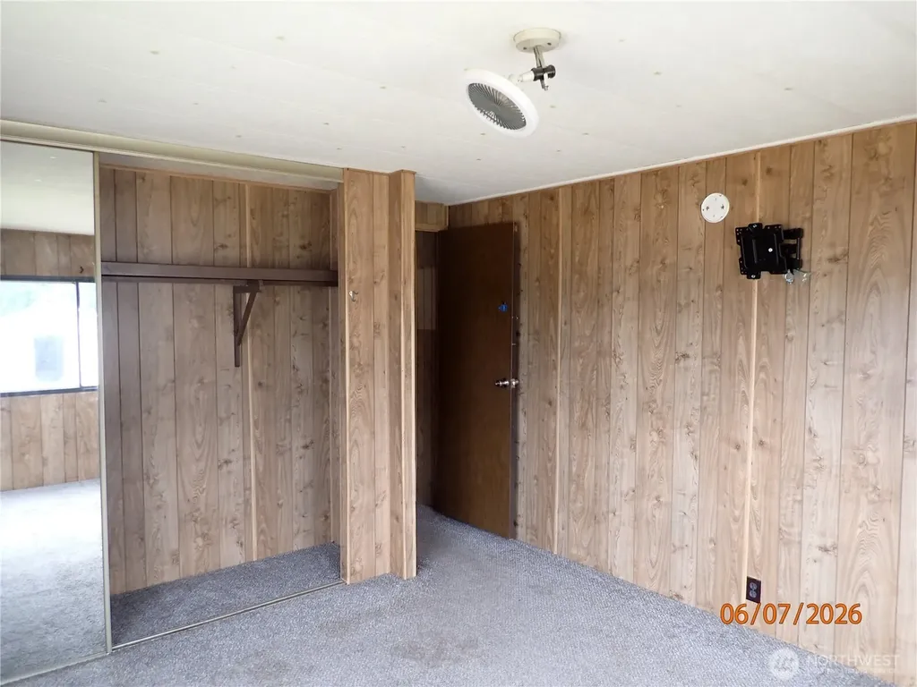 9217 183rd Avenue SW Rochester WA 98579