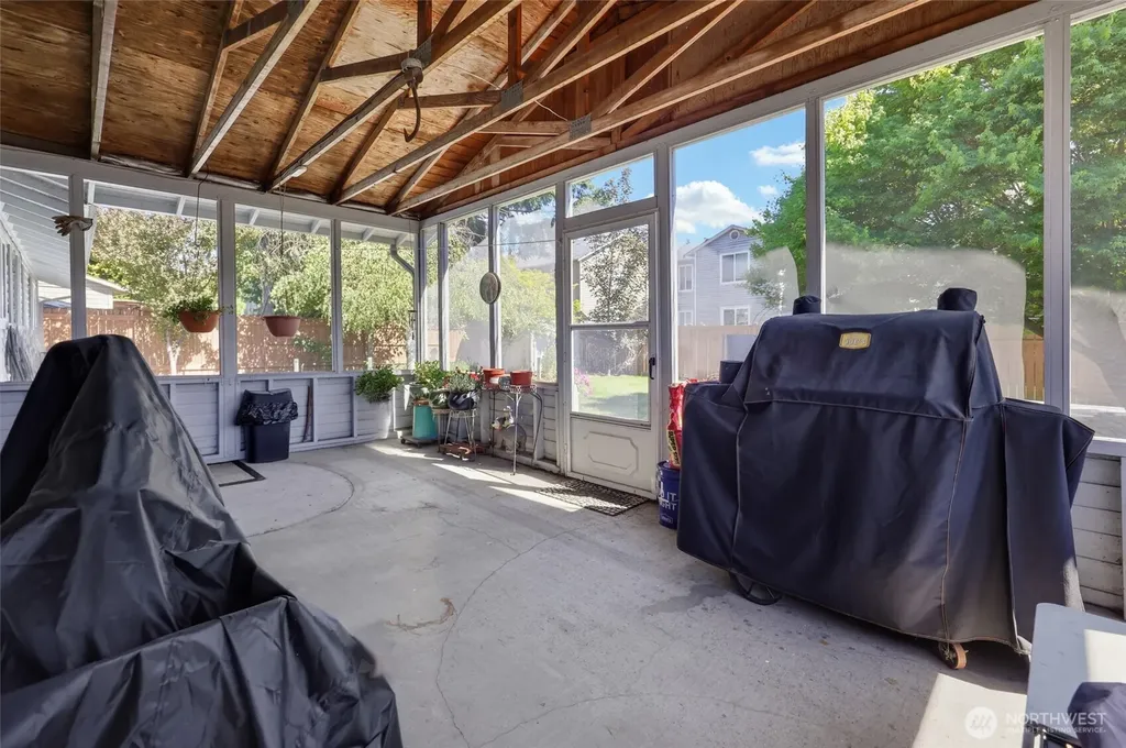 5743 39th Avenue SE Lacey WA 98503