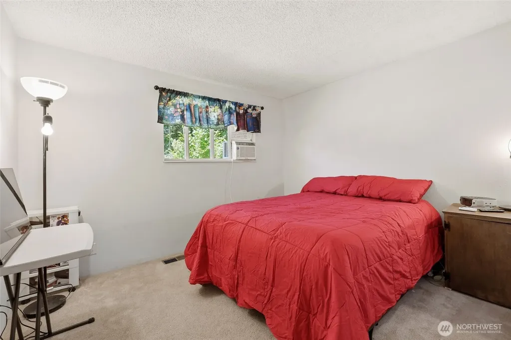 5743 39th Avenue SE Lacey WA 98503