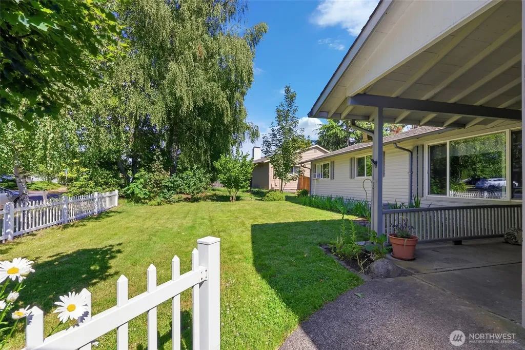 5743 39th Avenue SE Lacey WA 98503